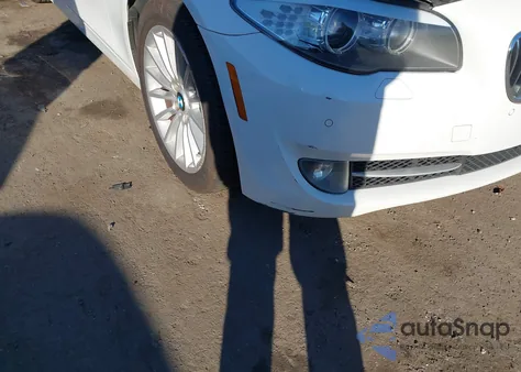 2011 BMW 535I xDrive из США, поврежденный, VIN WBAFU7C55BC782017